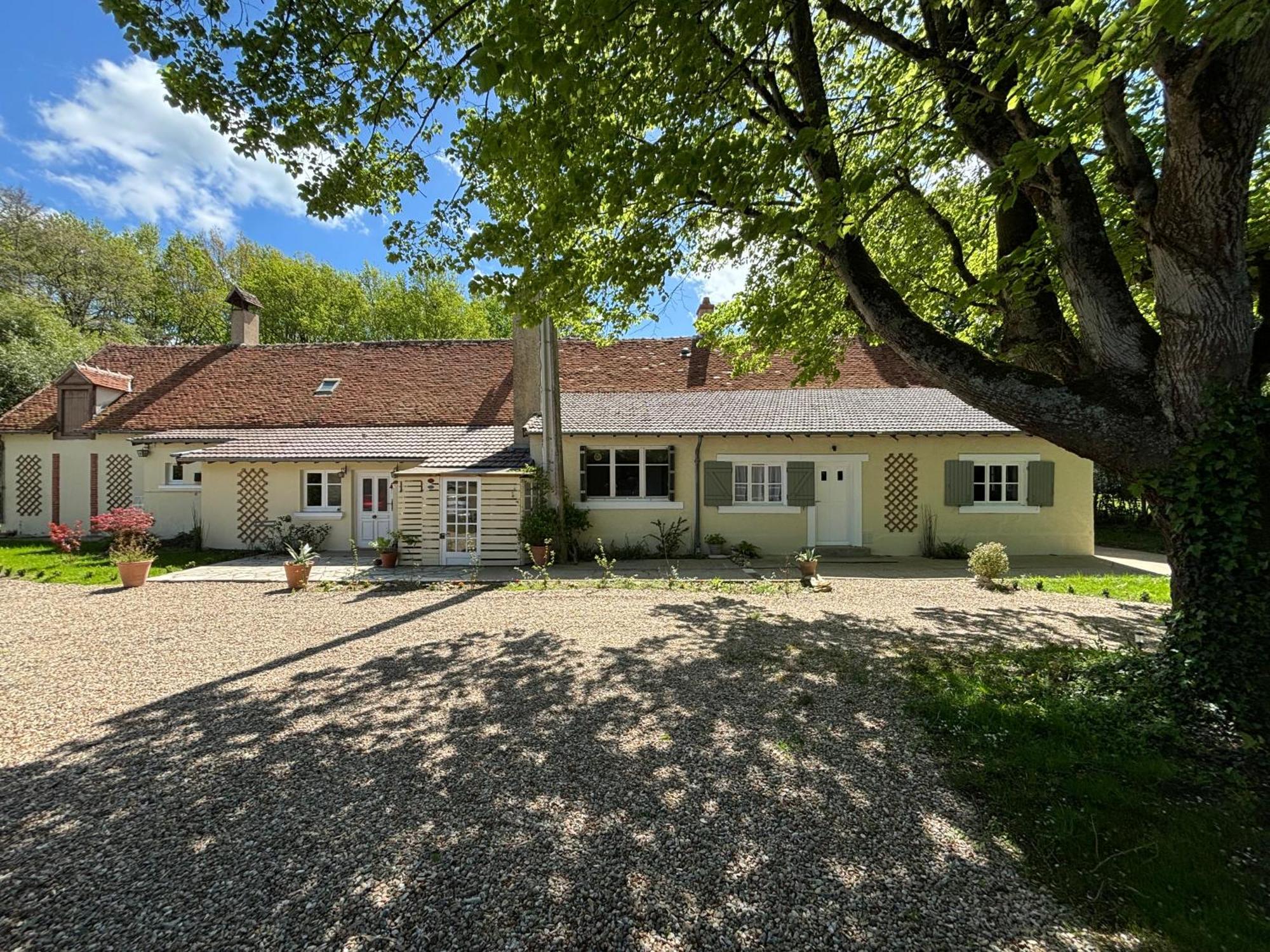 La Haute Tremiere Charenton-du-Cher Ngoại thất bức ảnh